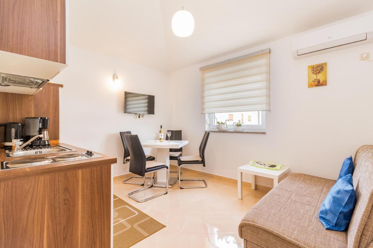 Apartment Simic In Fazana App 4 Buitenkant foto